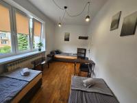 Chambre Triple avec Salle de Bains Commune