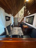Deluxe Queen Studio