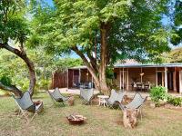 Lakaz Kalo - house with garden and service - Chambres d’hôtes Grand Gaube