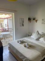 Coastal Oasis Polihrono - Bed and Breakfast Polychrono