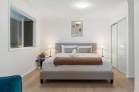 High Value 4Beds with Workspace Near Mall and Highway - B&B Brisbane