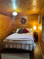 Homestead Cabin Red River Gorge - B&B Irvine