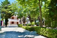 Vila Gridi- Apartamente me Qera - Bed and Breakfast Spille