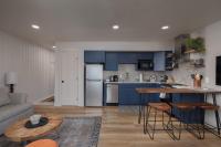 Alpenglow Haus- Stay for 4 - B&B Bend