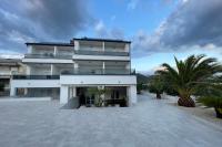 Apartments by the sea Banjol, Rab - 21635 - B&B Arbe