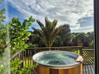 Nikauscapes - Hot Tub in Punakaiki Village - Ferienwohnung Punakaiki