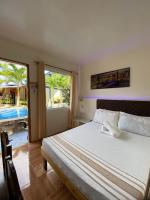 Chambre Double - Vue sur Piscine