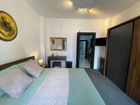 Chambre Double Deluxe - Vue Latérale sur Mer