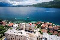New Apartment with sea view terrace and pool - B&B Baošići