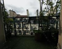 Appartement avec balcon - Bed and Breakfast Parijs