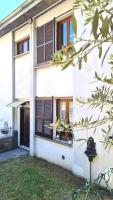 A casa di Nina & Turi con giardino e veranda - B&B Dongo