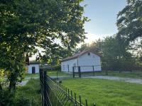Kasztanowy Zakątek - Bed and Breakfast Kolonia Kościelec