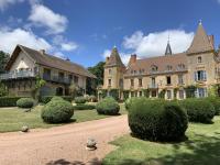 Les chambres d'Hôtes du Château de Vaulx - Chambres d’hôtes Saint-Julien-de-Civry
