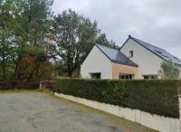 MAISON PMR à 15 mn DES PLAGES - B&B Ploemel