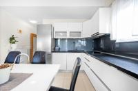 Apartment Desiree Bilice - Sibenik - Chambres d’hôtes Bilice