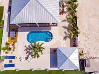 Seas the Day - Spacious Waterfront Pool Home, 50` Dock! - B&B Marathon