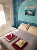 Deluxe Two-Bedroom Apartment with Garden View