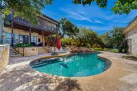 Bear Creek Modern - B&B Austin