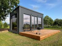 EstBerg Tartu Glasshouse with Sauna - Chambres d’hôtes Tartu