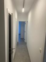 Heel Appartement 90m2 met 2 slaapkamers woonkamer Keuken badkamer privé garage - B&B Sint-Truiden