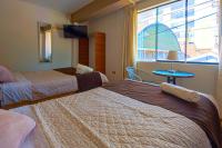 Standard Twin Room with Shared Bathroom