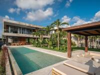 Villa Famara Pererenan, Canggu by Blacksand - Chambres d'hôtes Tambakboyo