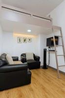 Close by the airports and tourist attractions - B&B Manila