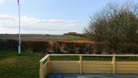 Charming Wooden Cottage Close To Handbjerg Beach - Chambres d’hôtes Vinderup