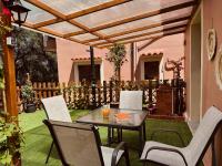 Matina's Village Getaway - Bed and Breakfast Antipernoí