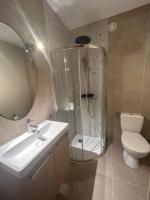 Studio rénové à 100 mètres de la plage - Chambres d’hôtes Antibes