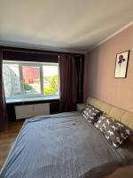 City center street 8 people apartment - B&B Liepāja