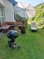 gemütliche Dachgeschoss- Ferienwohnung im Grünen - B&B Sundern