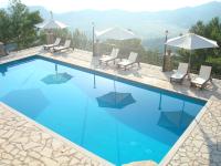 Merlot Village Rental Properties - Chambres d’hôtes Karyá