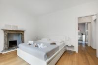 One-Bedroom Apartment with Terrace