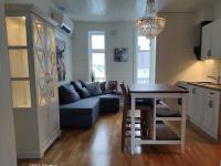 Apartment mit 2 Schlafzimmern und Balkon