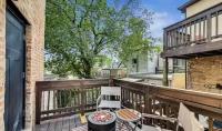 Cozy Coach House with Private Deck - B&B Chicago