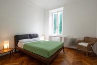 "Mirabello Apartment" 2 BDR AC, 2 BTH, 2nd floor, Exclusive Garage 600mt outside of LTZ, luggage-only elevator,Pedestrian Centre, city life - Chambres d'hôtes La Spezia
