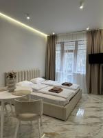 Panorama Bliss Apartment - Bed and Breakfast Lviv