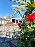 NatureNest A-Frame Cabin - B&B Gabala