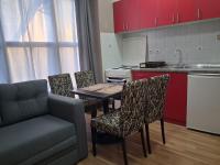 Apartamento de 1 dormitorio con balcón