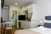 Apartment mit Balkon