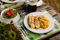 Eko Homestead Luka - Escape Room, Archery, BBQ, Rafting and more - - B&B Vrh pri Fari