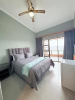 Camera Matrimoniale con Balcone e Vista Mare