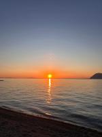 A-CLASS APARTMENT,near the sea & Patras University - B&B
