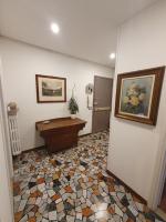 Spacious three-room apartment in Saragozza - B&B Bologna