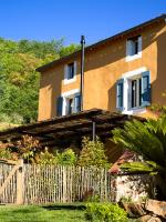 MAS CANERS - 2 Eco-Chic Lodges, Nature Spa & Biological Pool - B&B Montboló