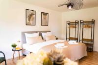 C&S Living I Terrasse I Küche I Parkplatz - B&B Tauberbischofsheim