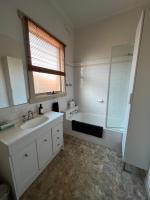 Chambre Double avec Salle de Bains Commune