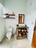 Cheerful 2 bedrooms house - B&B Katilampak