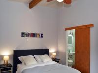 Studio (2 Adults)
